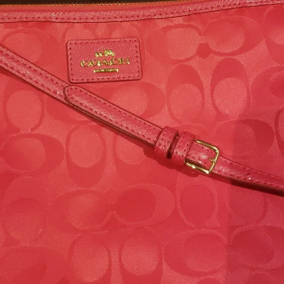 ❣️💫MARK DOWN💫❣️ Coach Hot Pink Bag - Picture 13 of 13